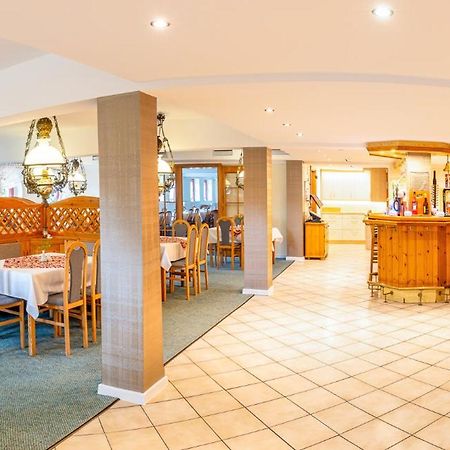 Hotel Am Gothensee ゼーバート・ヘリングスドルフ エクステリア 写真