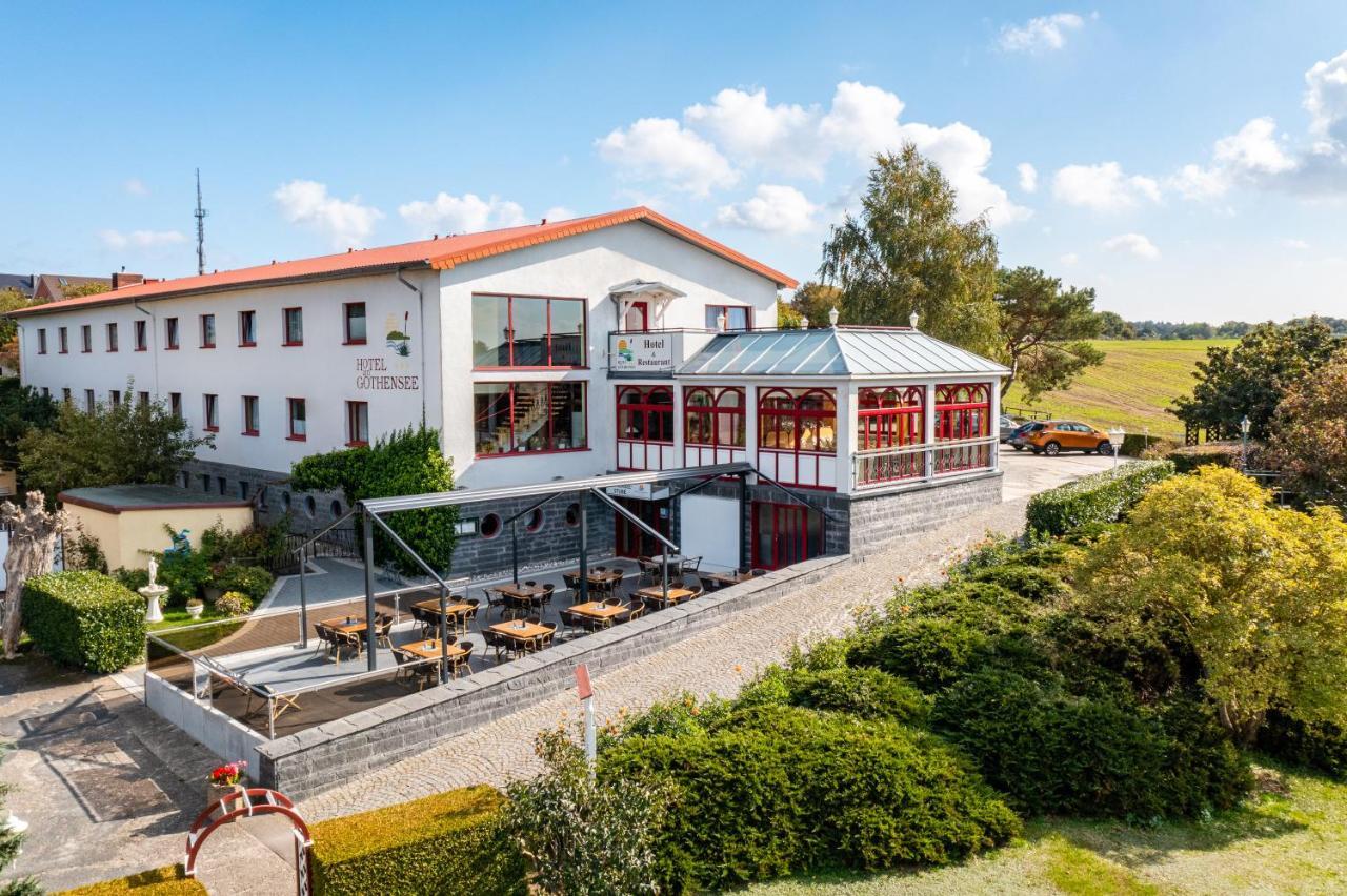 Hotel Am Gothensee ゼーバート・ヘリングスドルフ エクステリア 写真