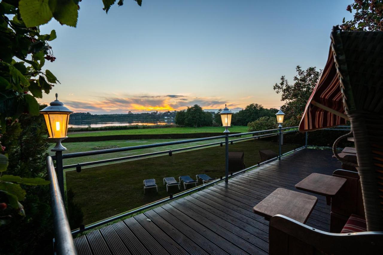 Hotel Am Gothensee ゼーバート・ヘリングスドルフ エクステリア 写真